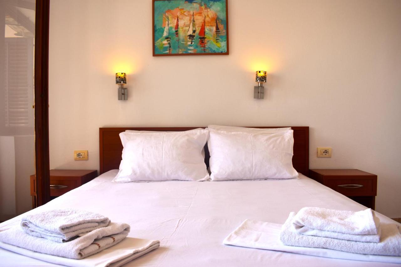 Apartments Aga Ulcinj Exterior photo