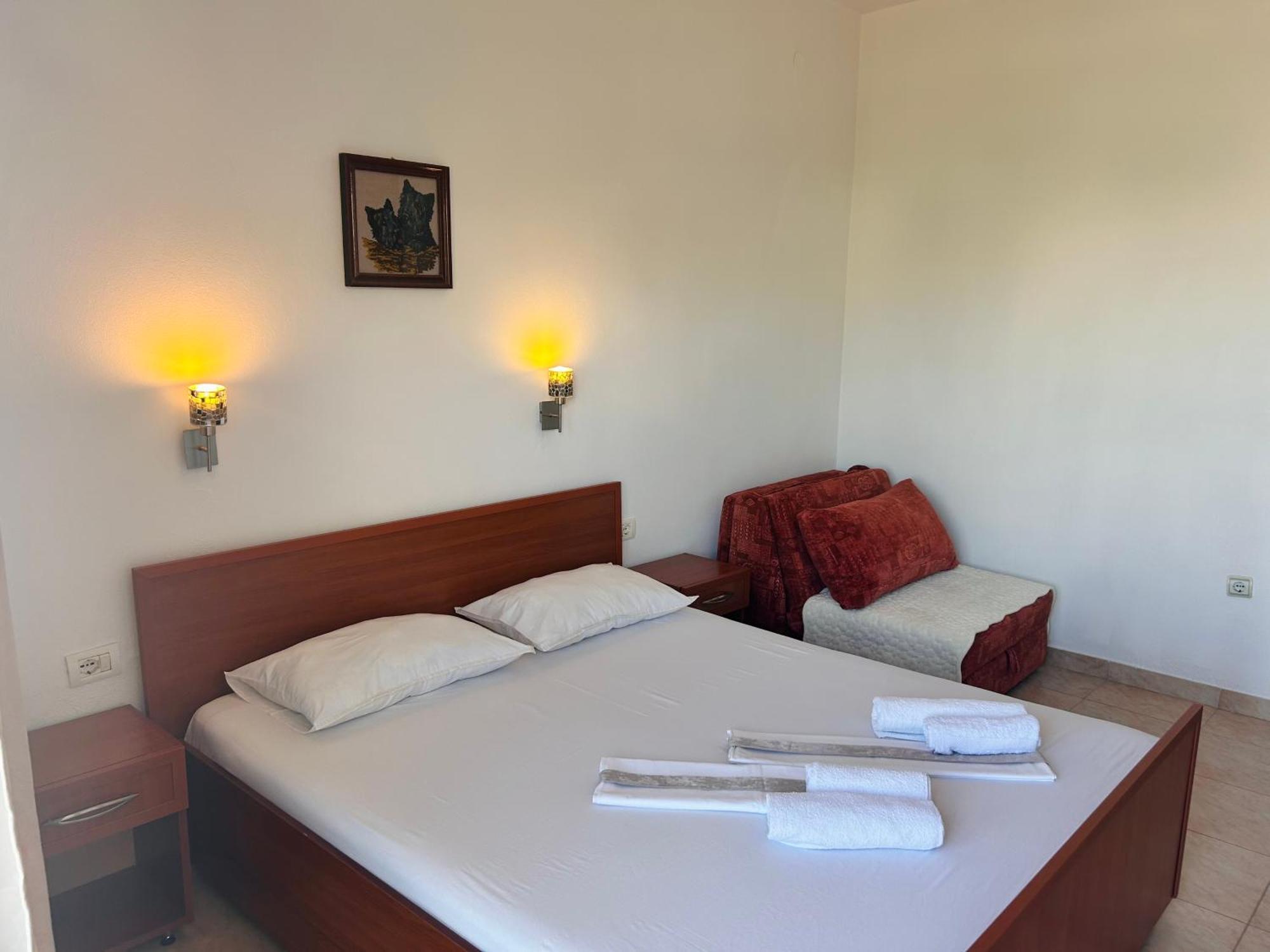Apartments Aga Ulcinj Exterior photo