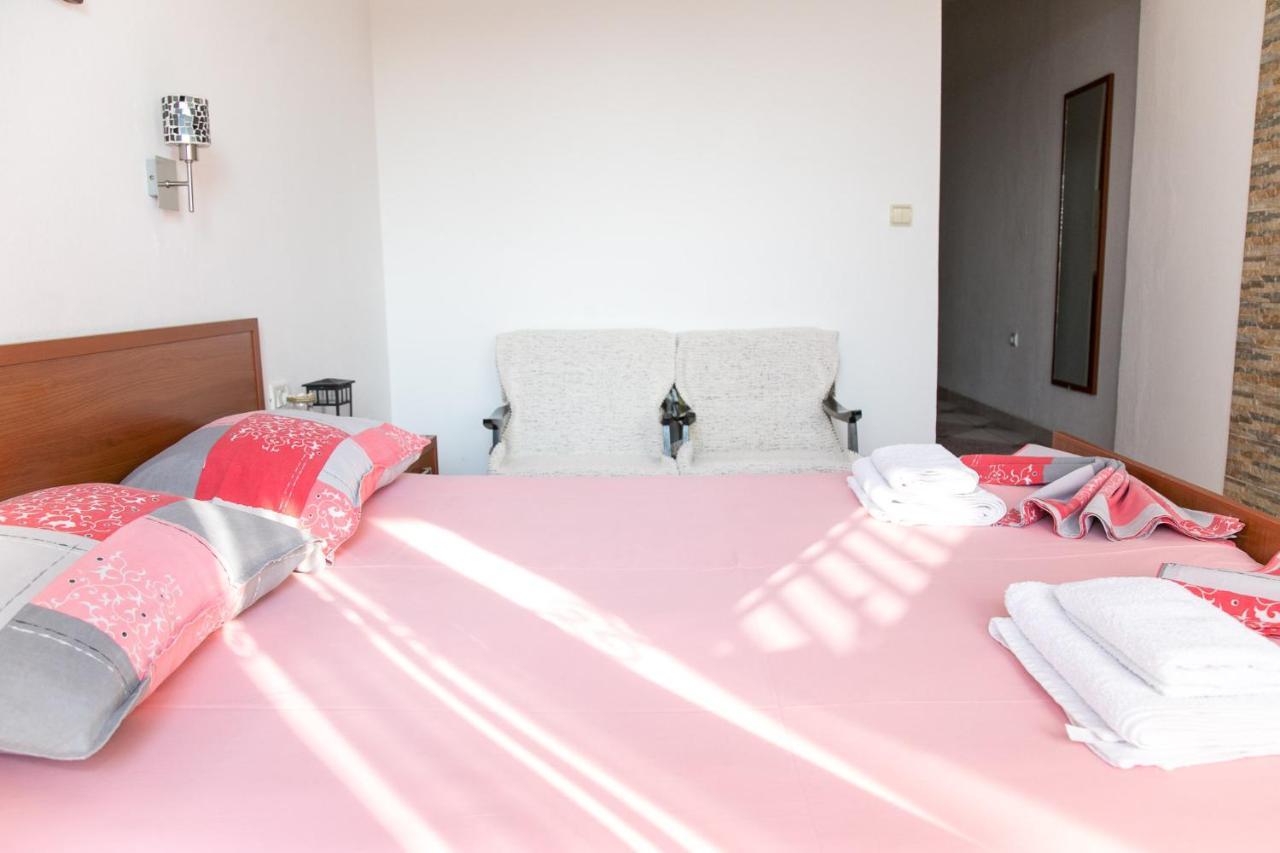 Apartments Aga Ulcinj Exterior photo