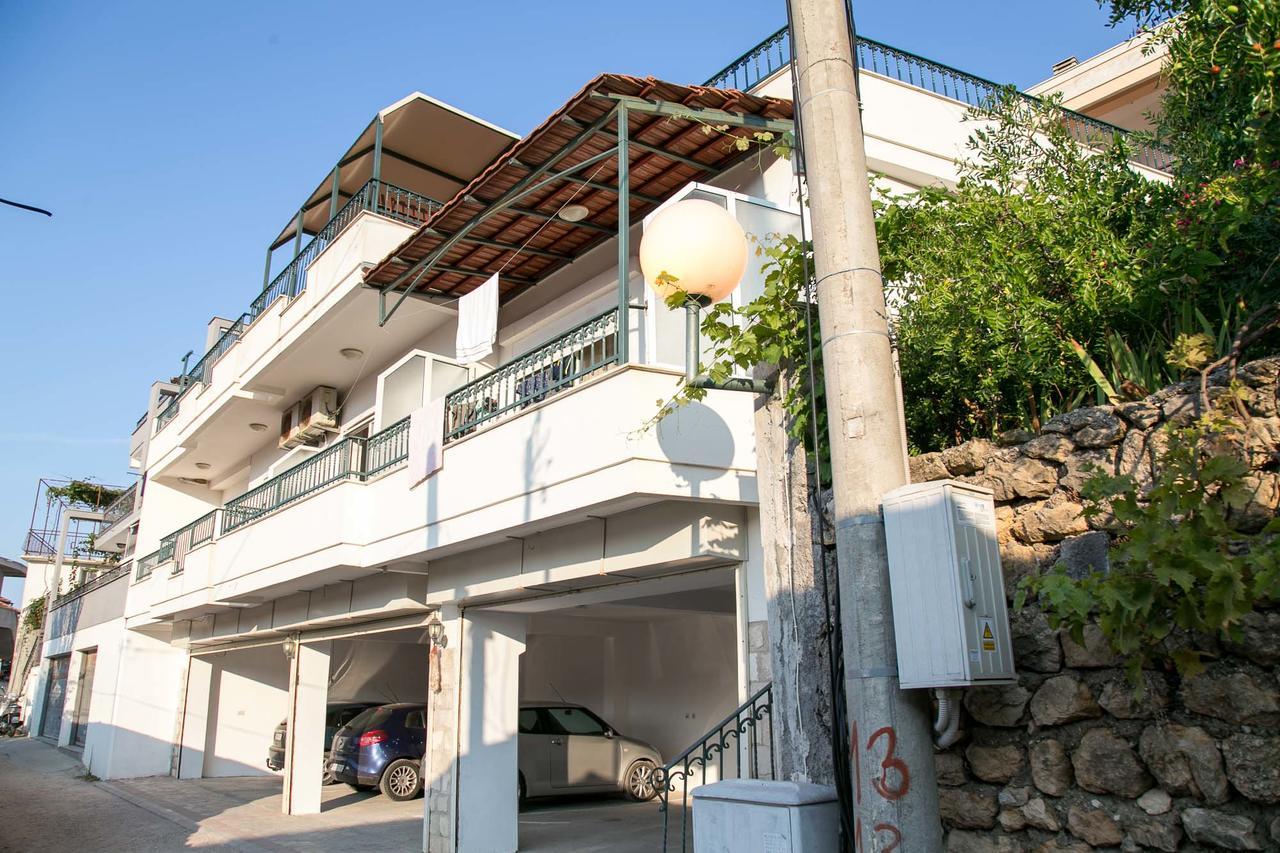 Apartments Aga Ulcinj Exterior photo